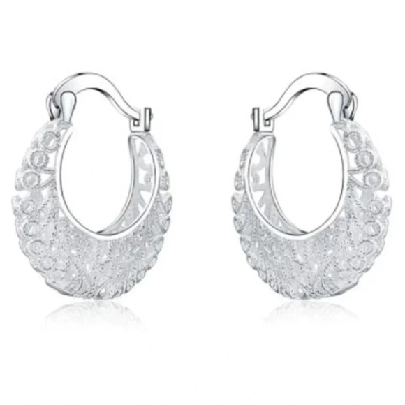 925 Sterling Silver Ornate Ethnic Hoop Earrings - Picture 5 of 6